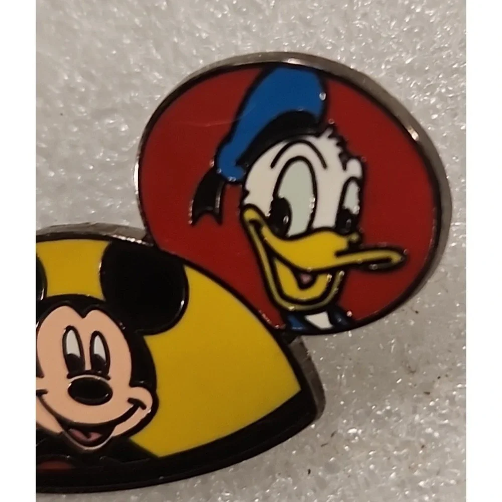 Disney pin as